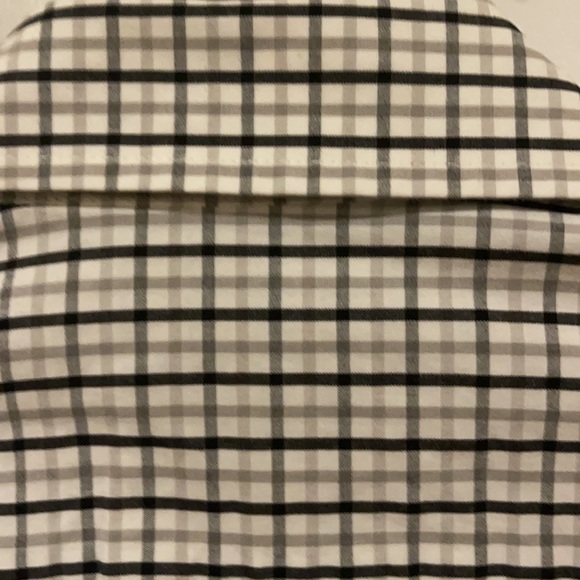 Men’s Izod button down long sleeve dress shirt - Picture 6 of 7